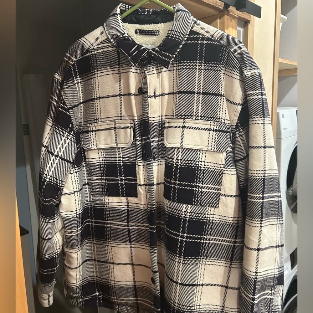 H&M Plaid Button-Up Jacket with wool inner lining